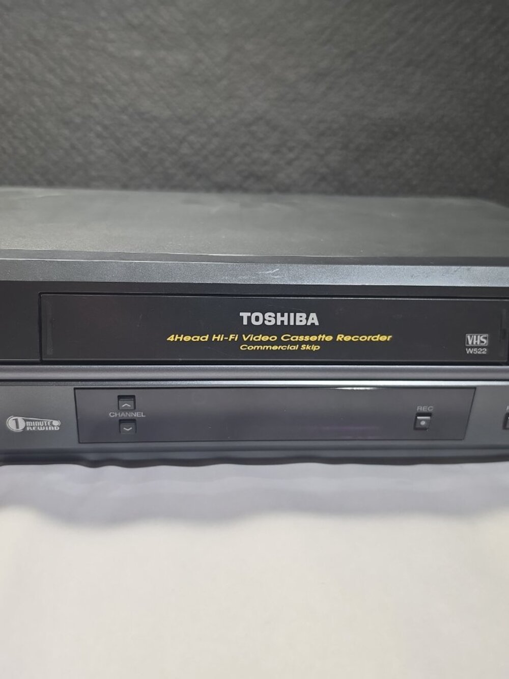 Toshiba W-522 4-Head Hi-Fi VHS/ VCR MPN W-522, Tested Works Perfectly, No Remote